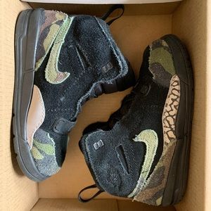 Air Jordan Legacy size 7c Camo-Green-Black